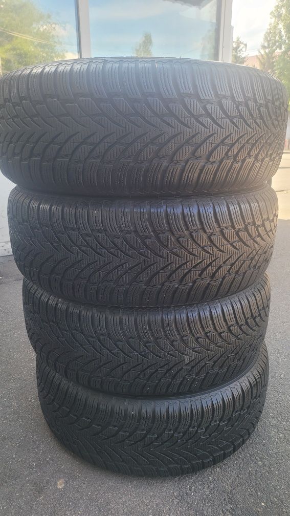 235 55 19 Nokian WR SUV4