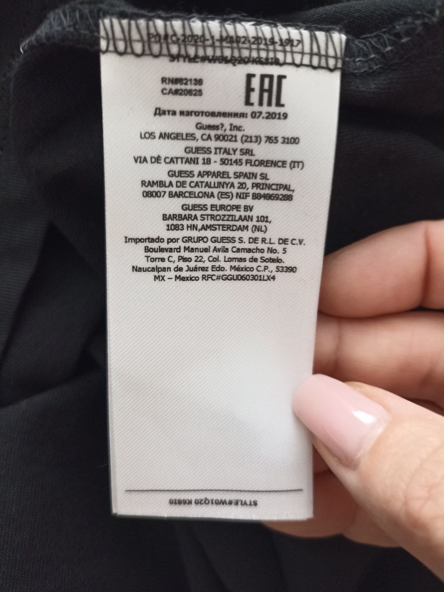 T-shirt z błyszczącym nadrukiem Guess roz.S/M