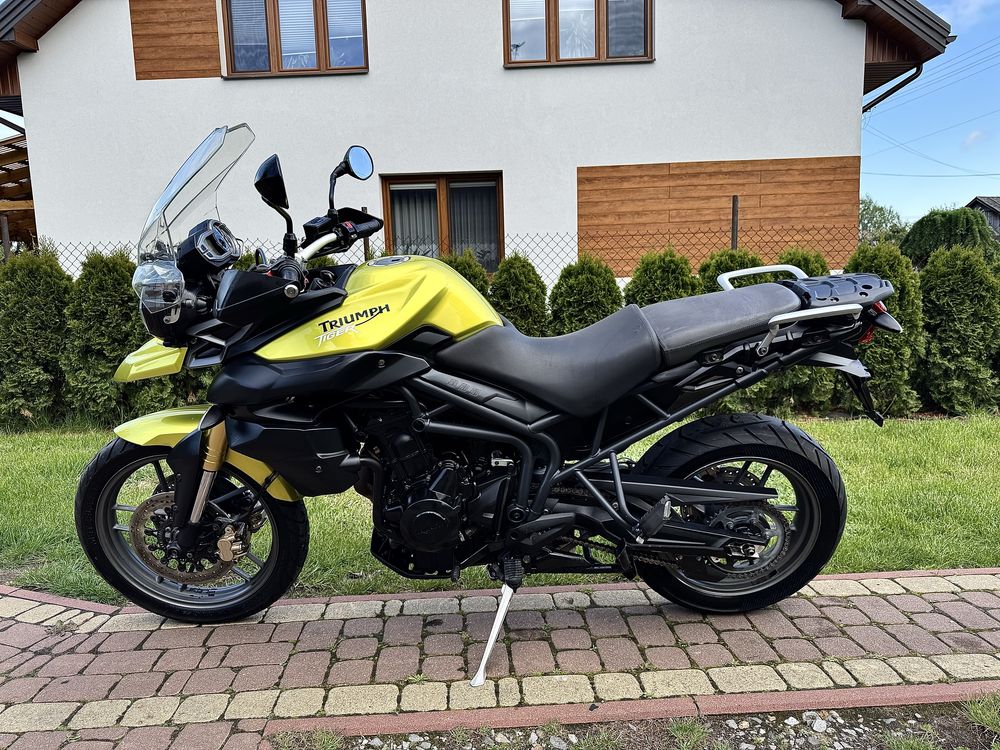Triumph Tiger 800