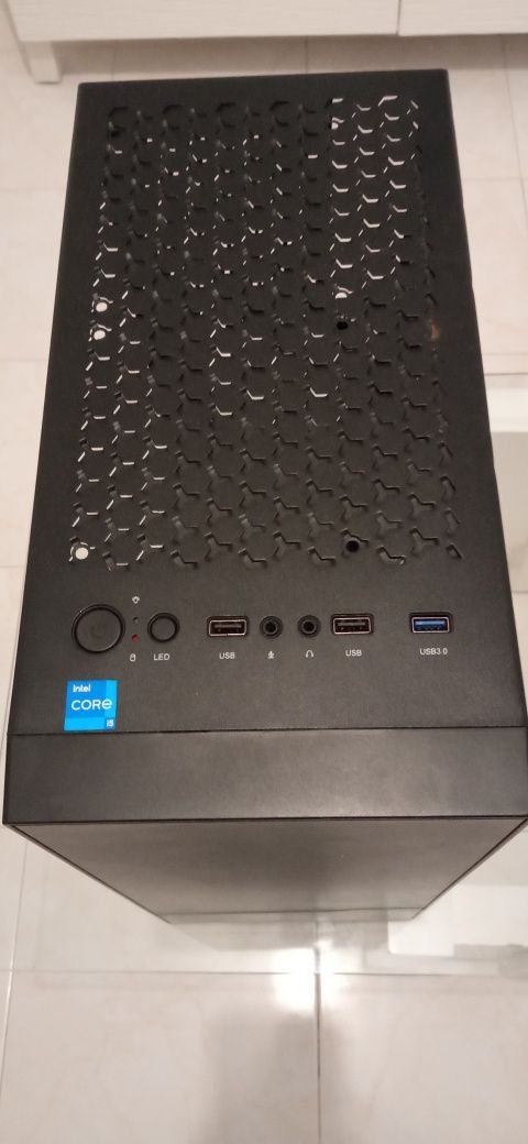 Torre para computador