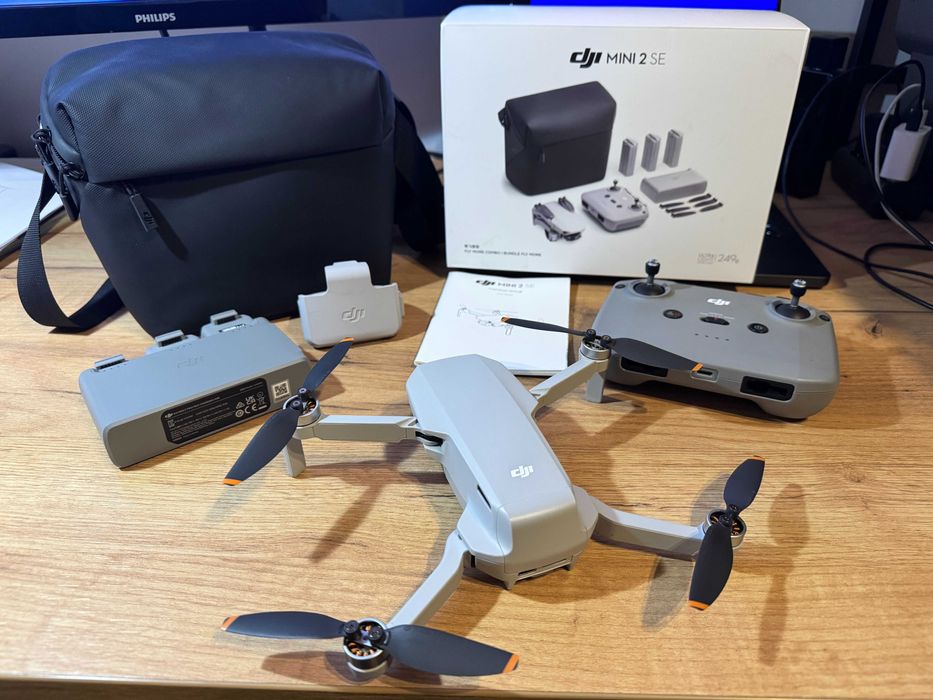 Idealny dron DJI Mini 2 SE Fly More Combo - gwarancja, 3 baterie