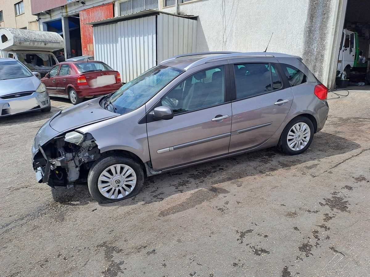 Renault clio 1.2 break  2009