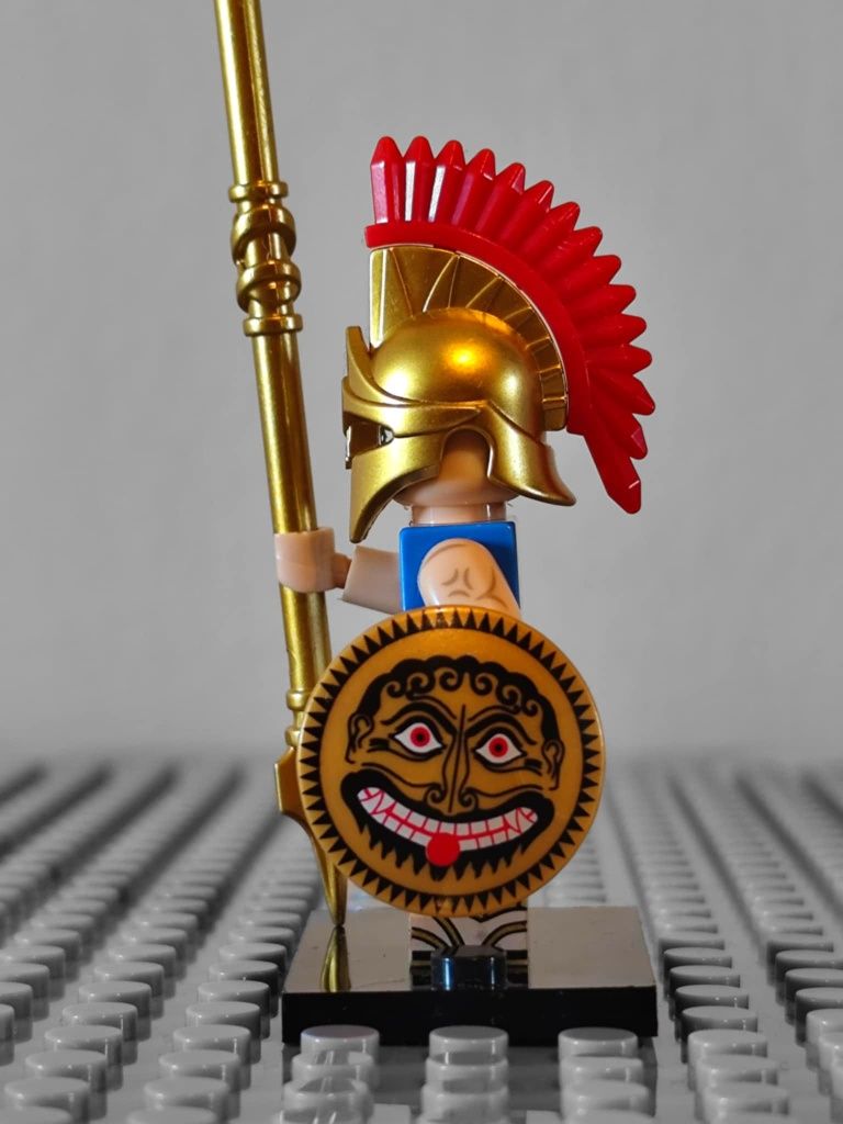 Ludzik minifigurka hoplita grecki kompatybilny z lego
