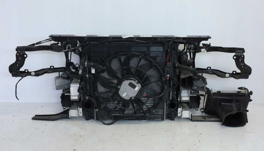 Панель радіатора кронштейн телевізор BMW 7 G11 G12