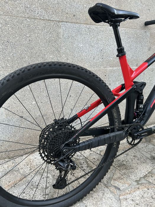 Bicicleta Enduro Trek Top Fuel 8