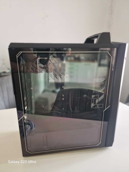 Caixa para computador em novo estado