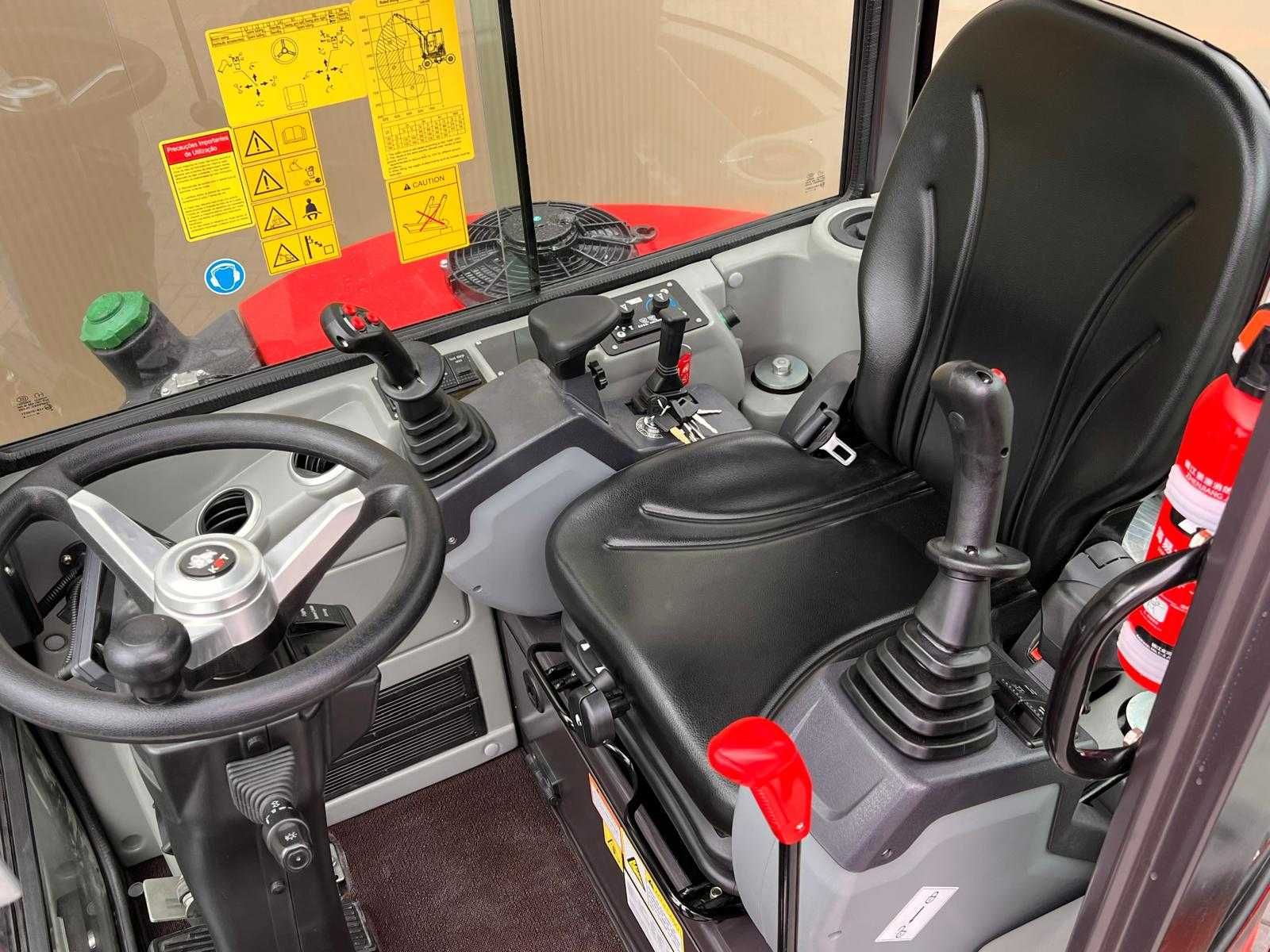 MINI GIRATORIA XN35 PRO RODAS Motor Kubota