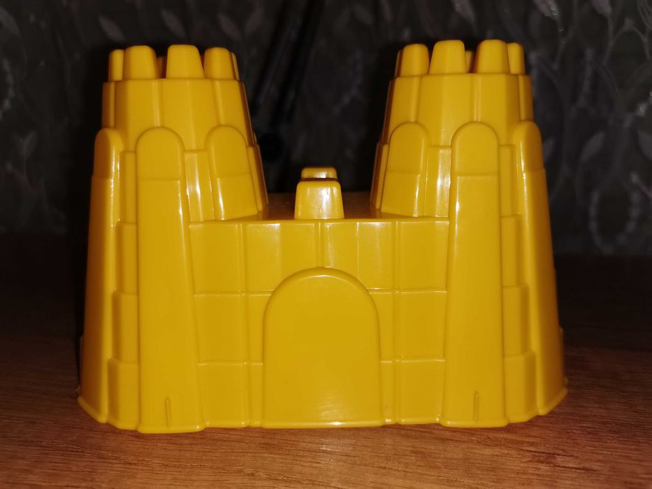 forma foremka do piasku, piaskownicy 10 cm / nowa z naklejką MARIOINEX