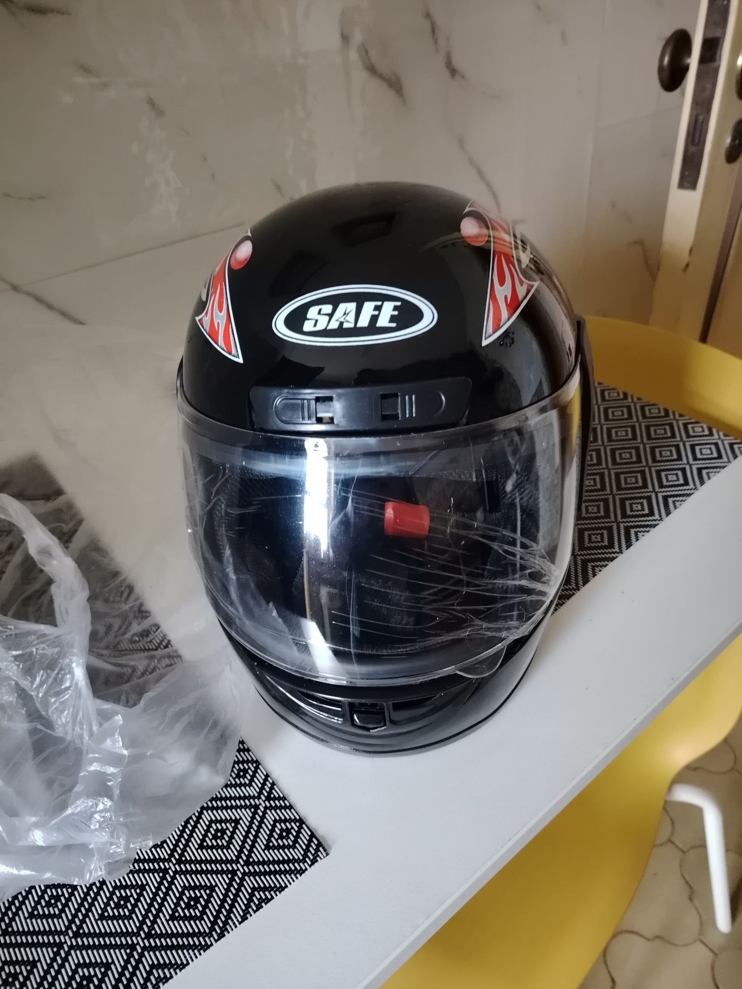 Vendo capacete de mota