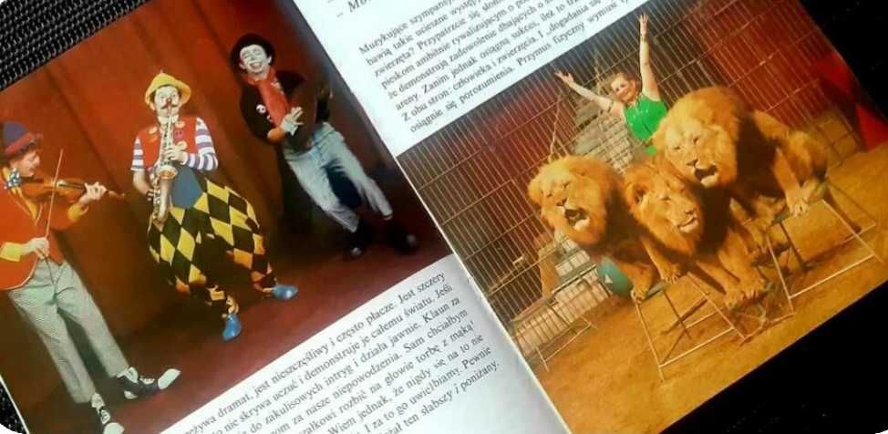 pamiątka broszura z CYRKU "Ludzie areny" PRL