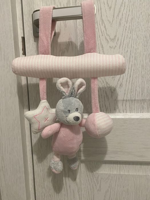 Іграшка на дитячий візочок