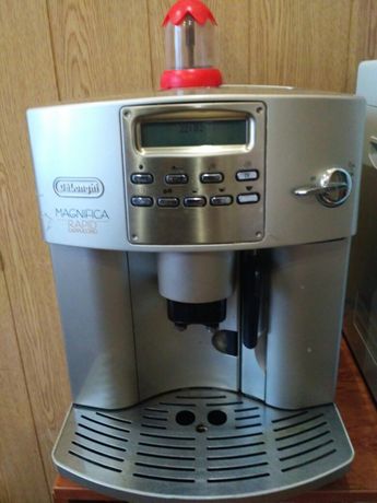 Кофеварка Delonghi Magnifica Rapid Cappuccino ESAM 3400 кофемашина