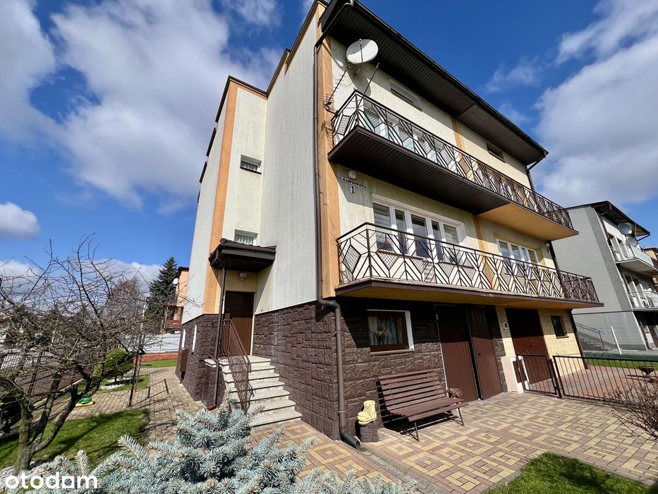 Duży dom w spokojnej okoliy!