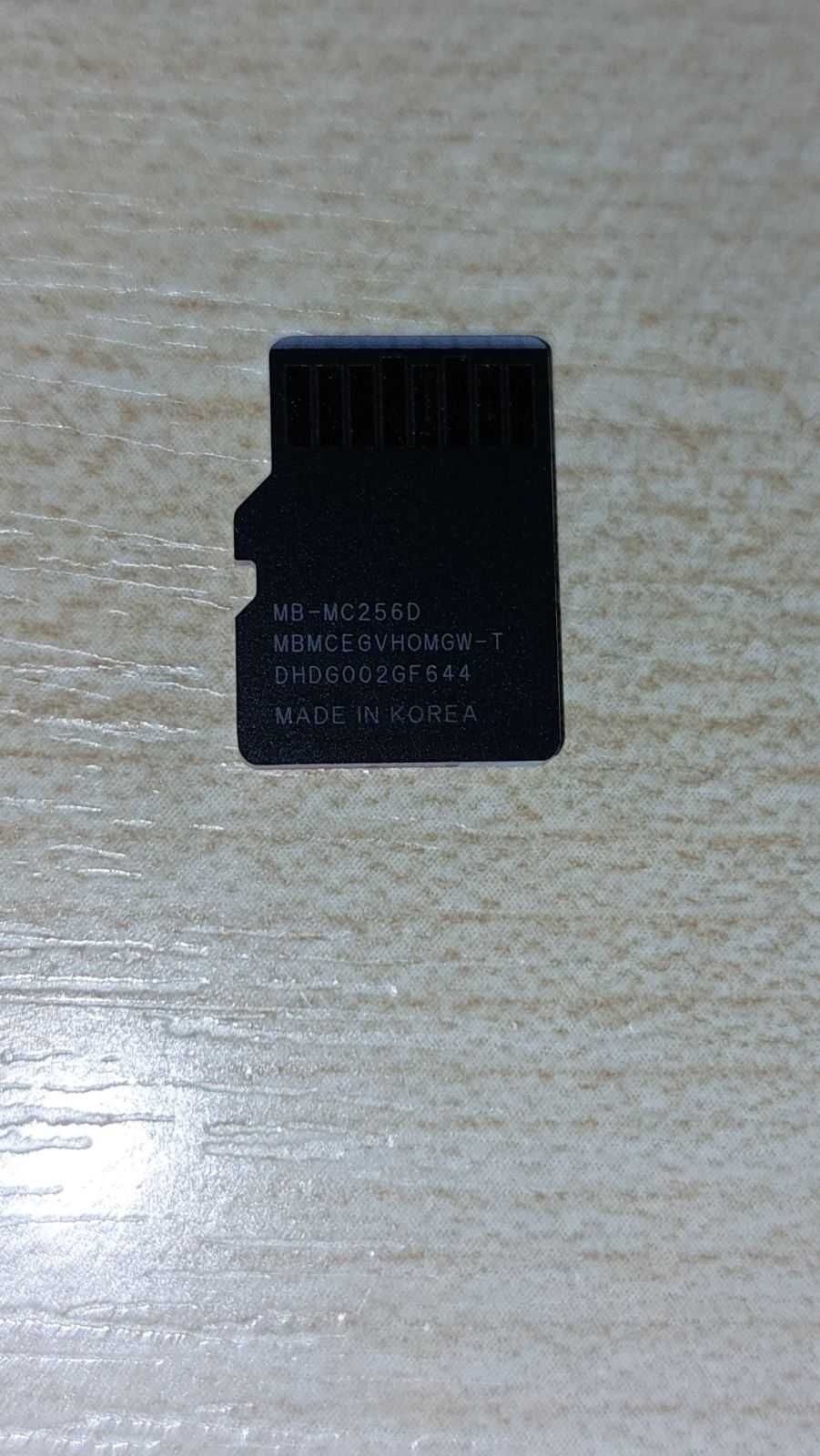 Карта памяти 256Gb Samsung microSDXC UHS-I