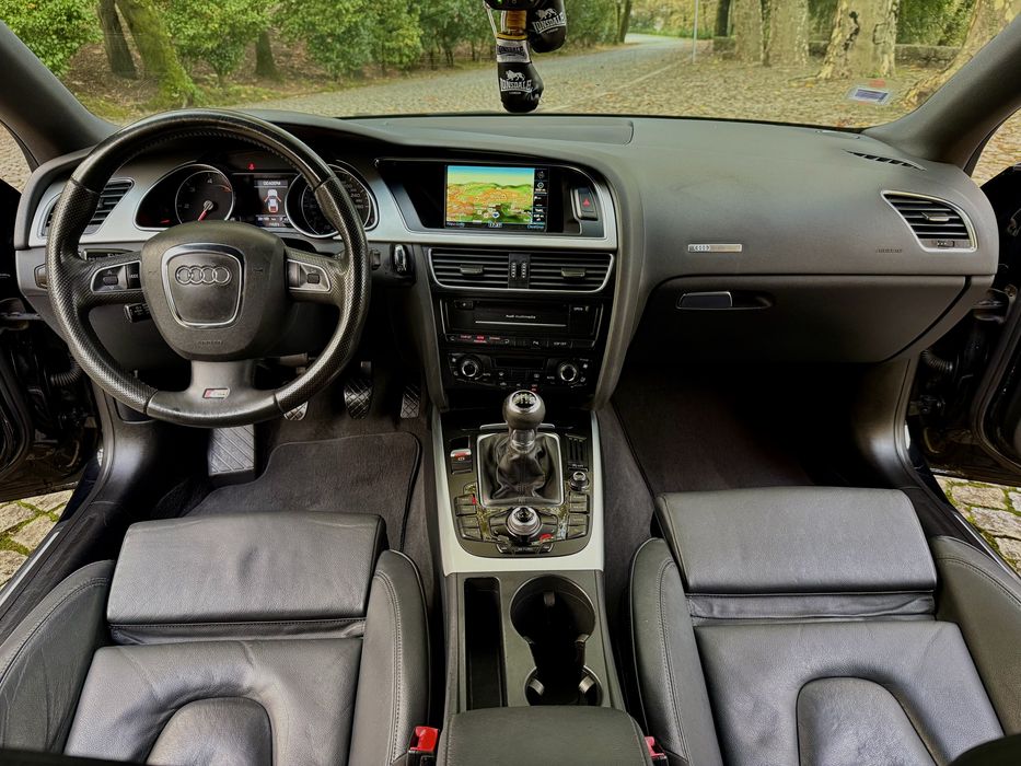 Audi A5 Coupe2.0 TDI S-Line 170cv cx manual  Nacional