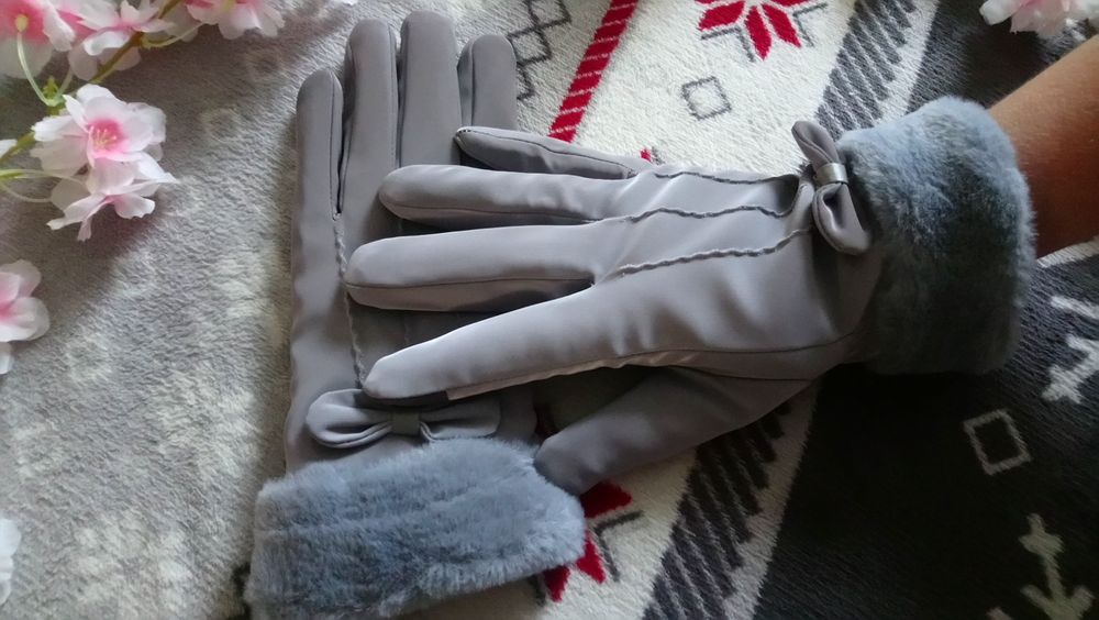 Rękawiczki damskie ocieplane z dotykiem szare eleganckie