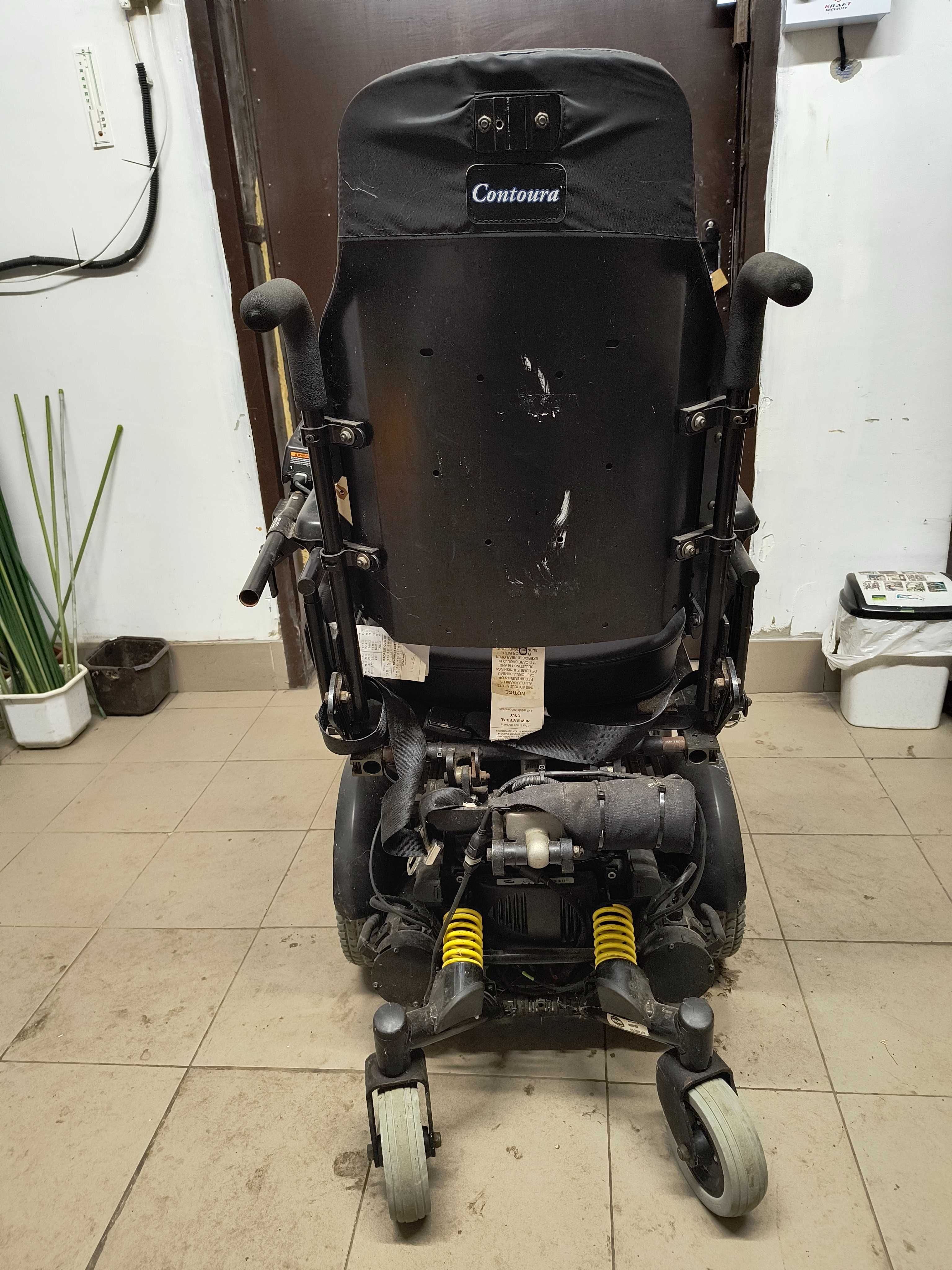 Коляска з електроприводом TDX SP Invacare