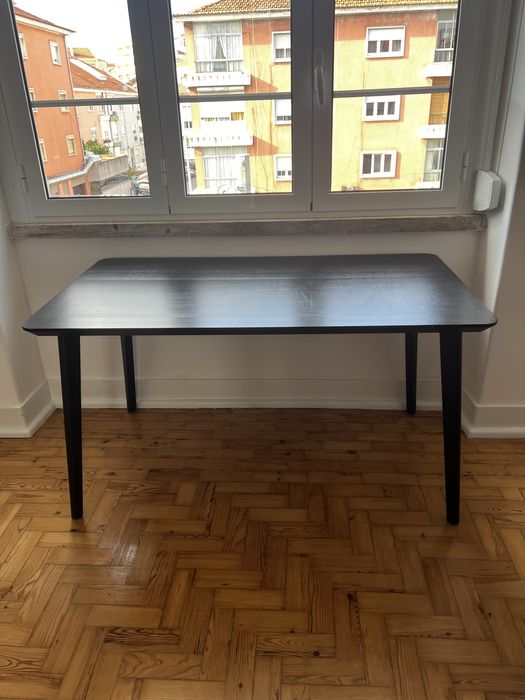 Mesa LISABO IKEA (preto) 140x78cm