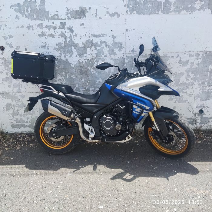 Voge 525 DSX muitos extras, irrepreensível