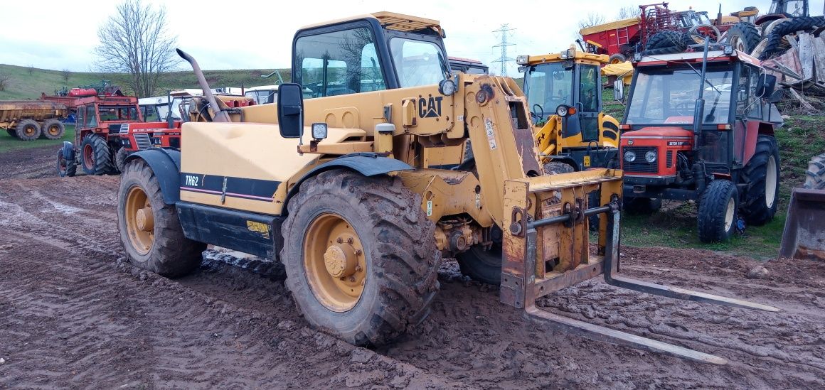 Bobcat 825 / Cat TH 62 Ładowarka Teleskopowa