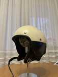 Kask motocyklowy „orzeszek” lata 70.