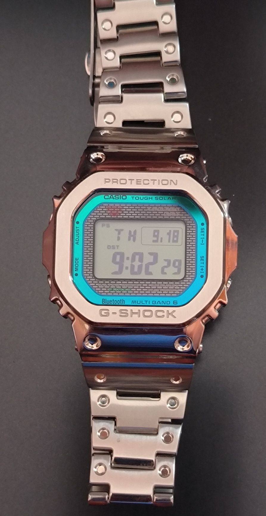 часы Casio G-Shock GMW-B5000PC-1