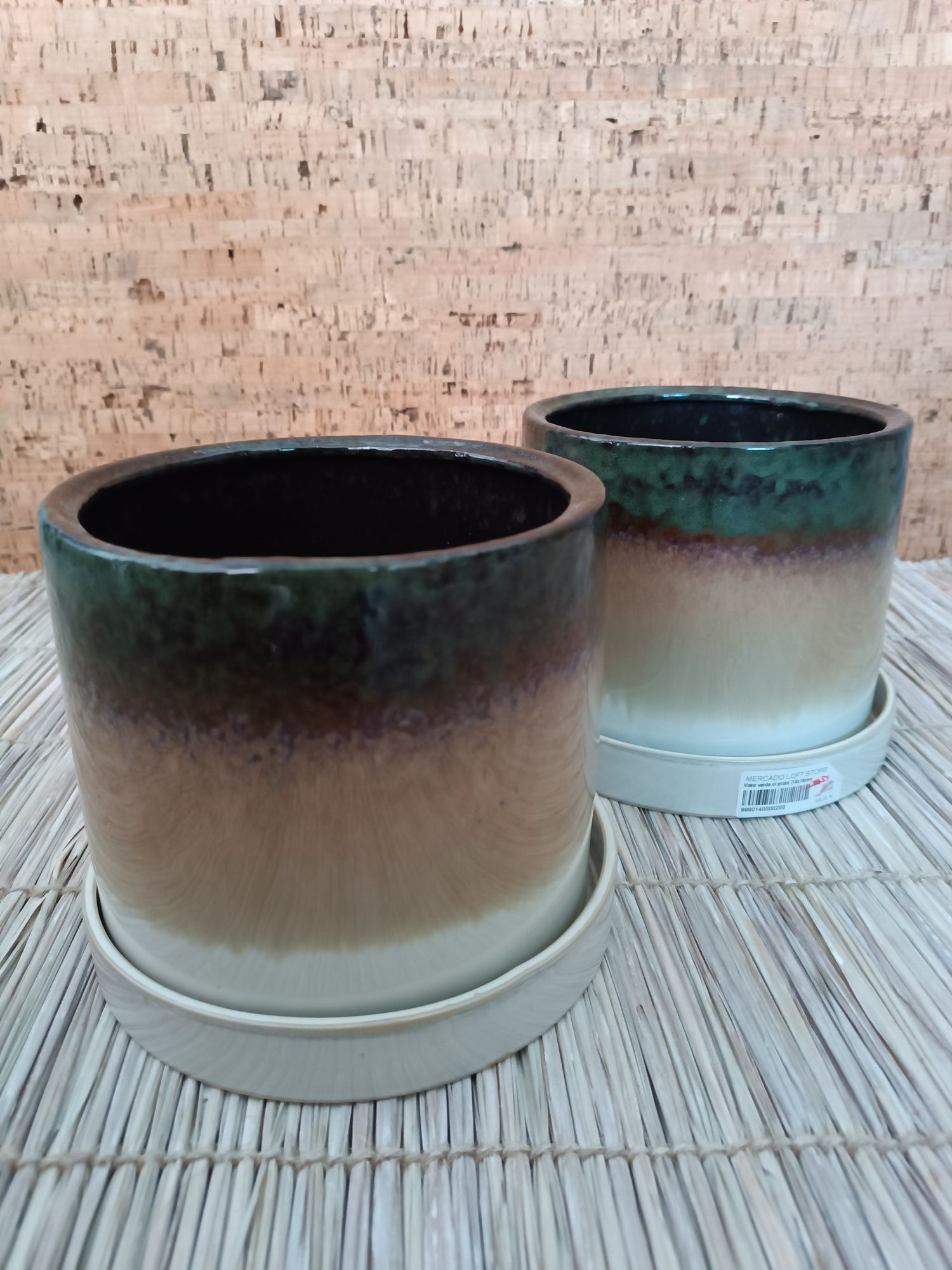 Vasos tricolor com prato