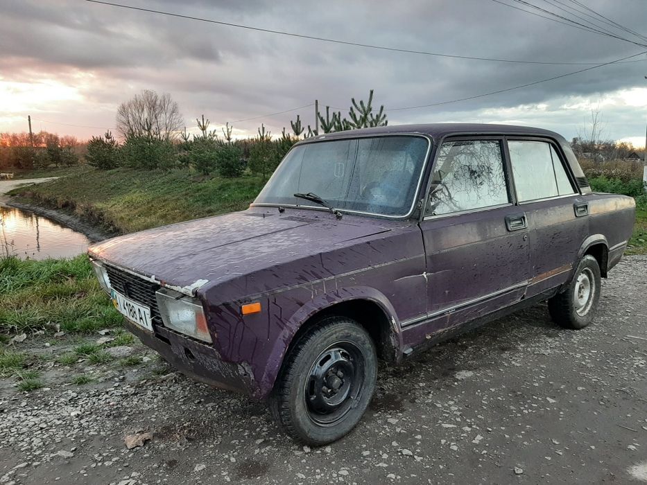Продам Ваз 2105 на ходу ,на запчастини
