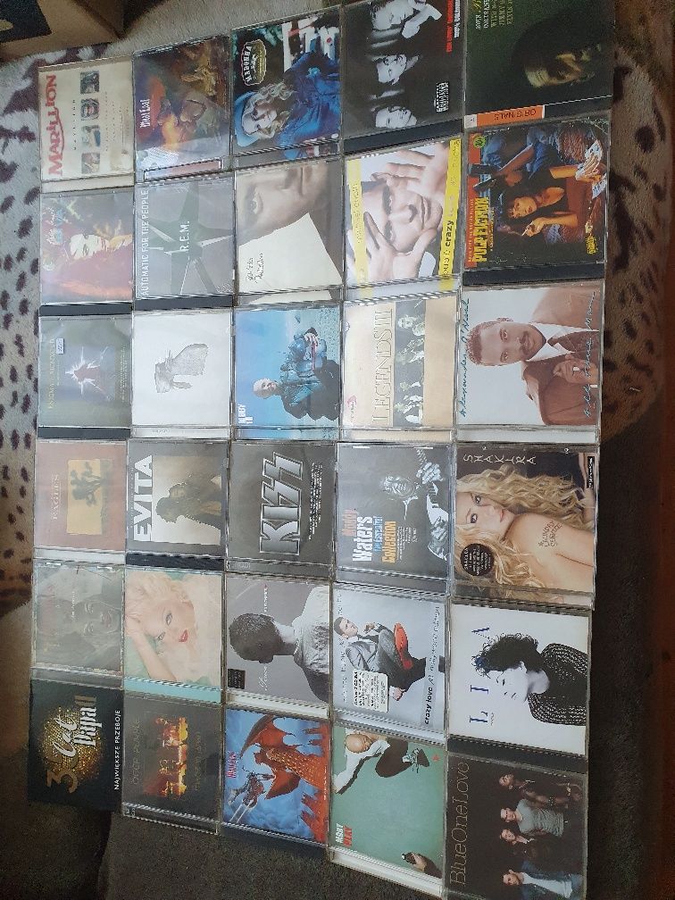 Muzyka różna cd pakiety po 30 szt.