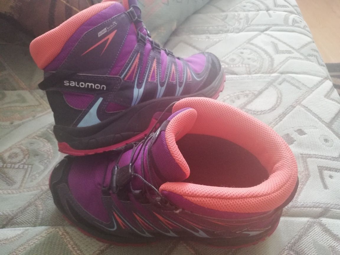 Buty trekingowe Salomon 36 idealne na zimę i w gory