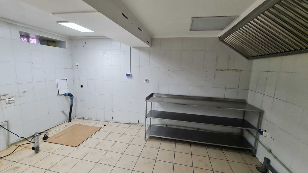 Продажа пекарни в центре города. цоколь