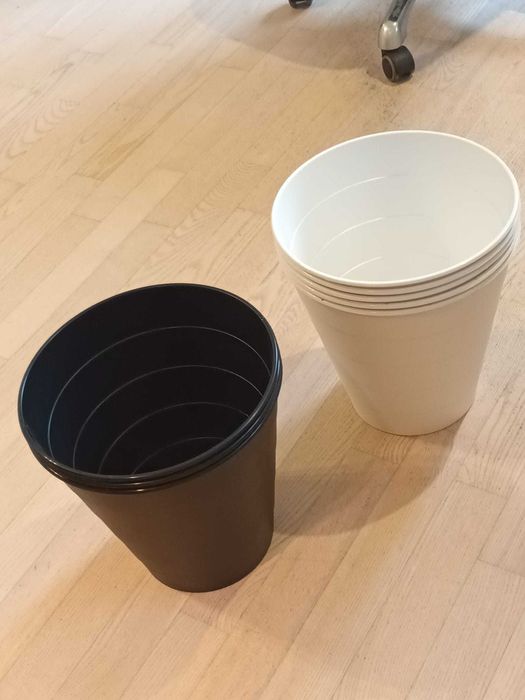 IKEA, FNISS, Wiadro/Kosz na odpady/doniczka, biały i czarny, 8 sztuk