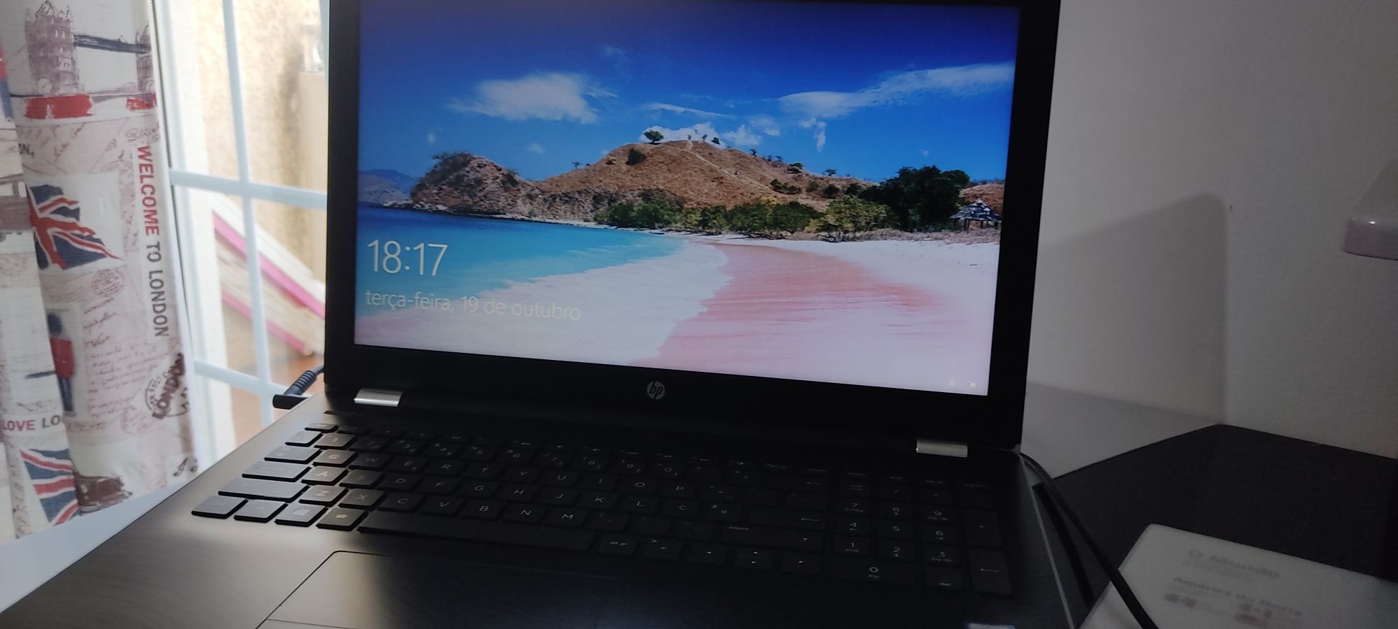 HP  Laptop  i5 8g ram