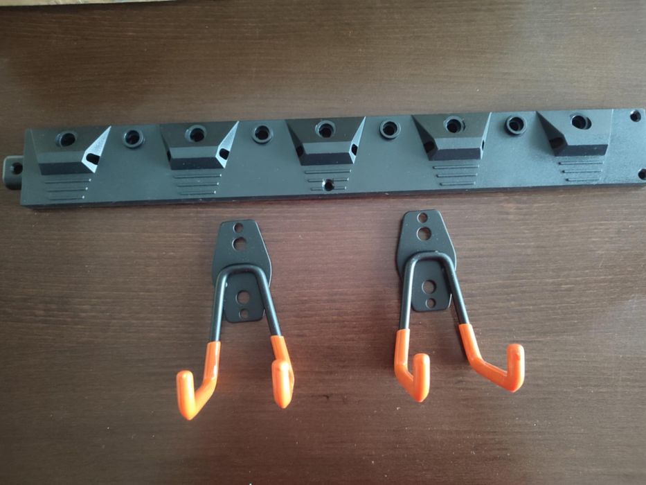 Haki na narzedzia ogrodowe