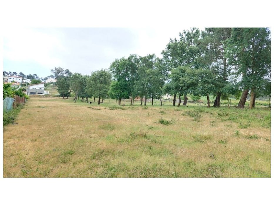 Terreno para construção a 4km do centro de Leiria.