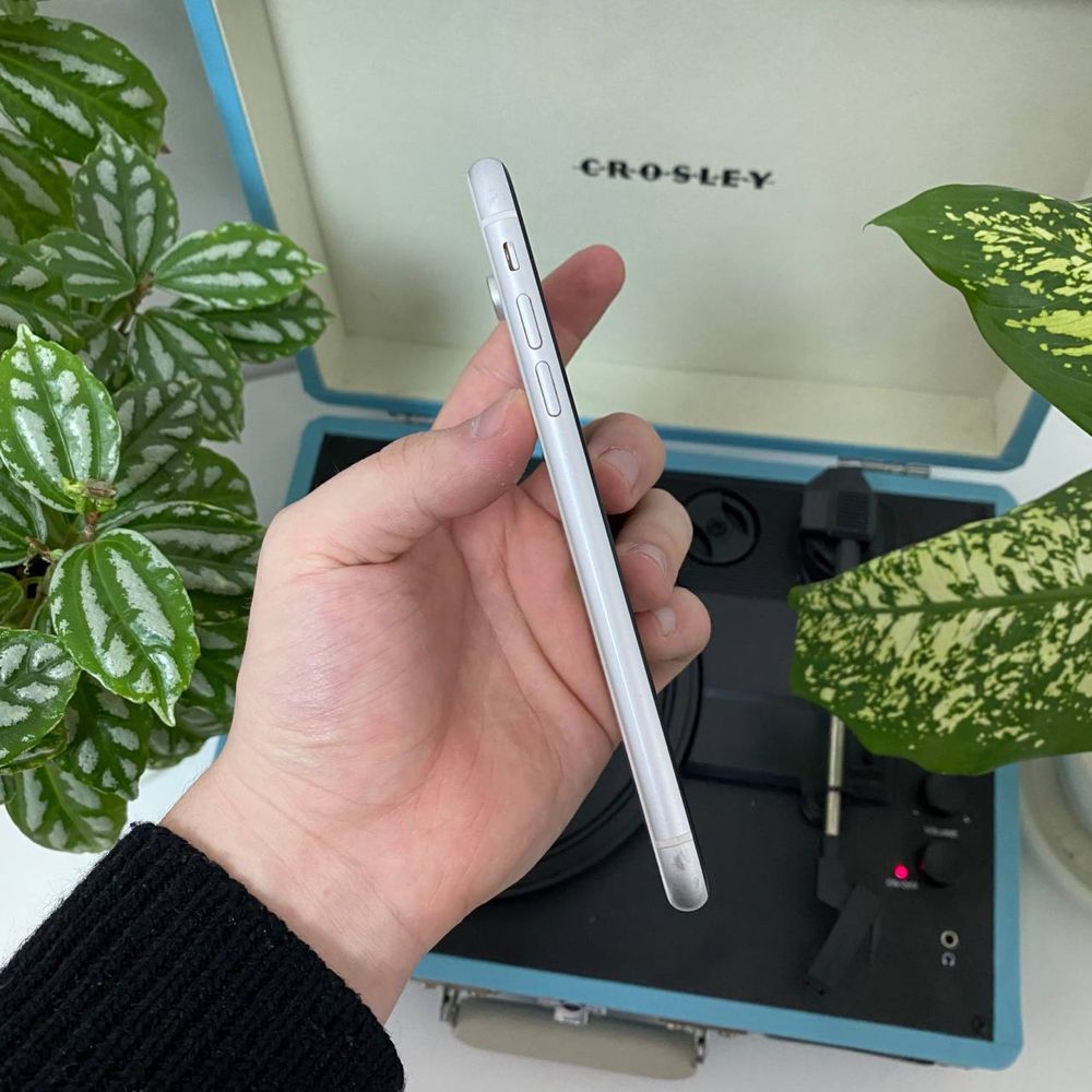 iPhone XR міні магазин