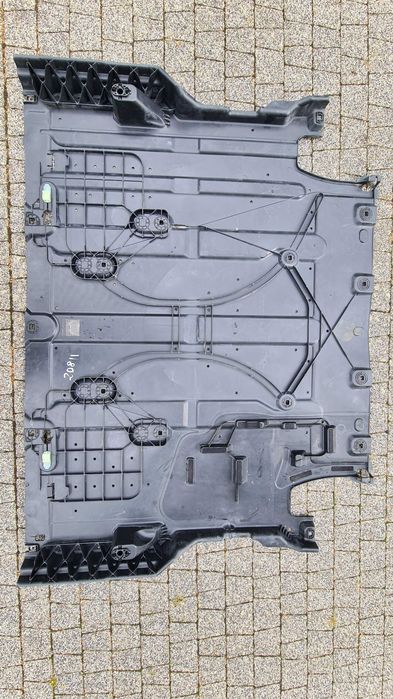 Peugeot E-208 Opel Corsa-E elektryk płyta osłona baterii