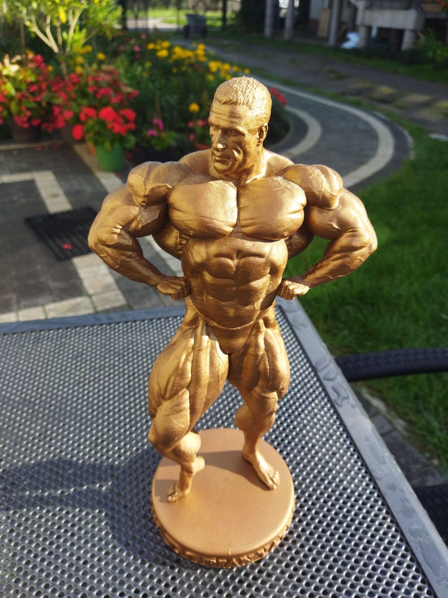 Dorian Yates Mr Olympia figura 34cm z podstawką kulturystyka siłownia