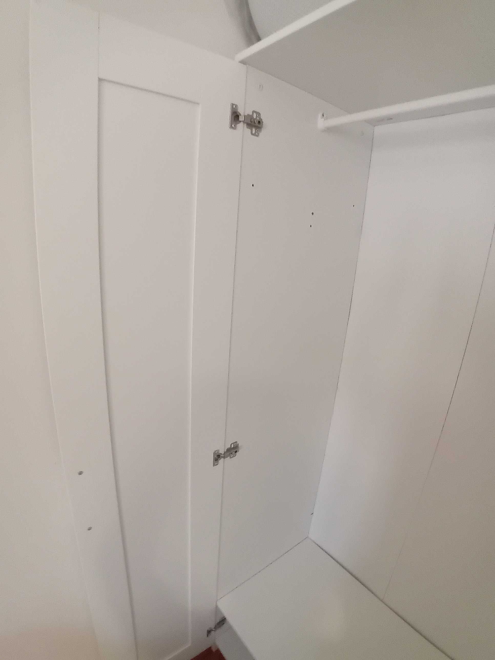 BRIMNES Roupeiro c/3 portas, branco, 117x190 cm