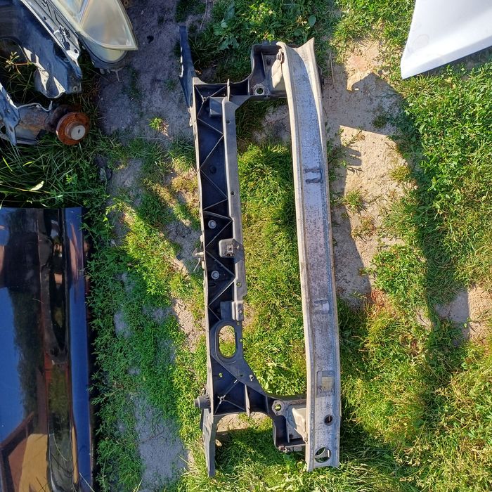 Renault clio 3 передня панель телевізор установочна панель