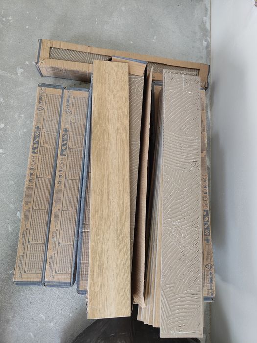 Gres (płytka ścienno-podłogowa) a'la jodełka Quebec Wood 60x9,2 cm 7,8