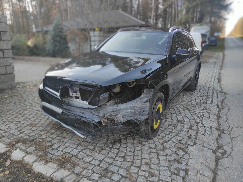 Mercedes-Benz GLC 2.2D 170koni 4x4 2016r 272tys.km lekko uszk. jezdny bogata wersja AMG