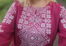 Вишита сукня (вишиванка)