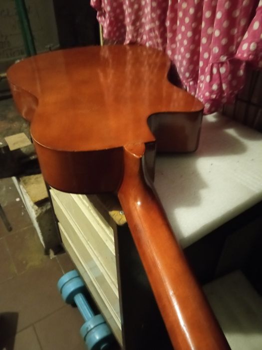 Gitara akustyczna