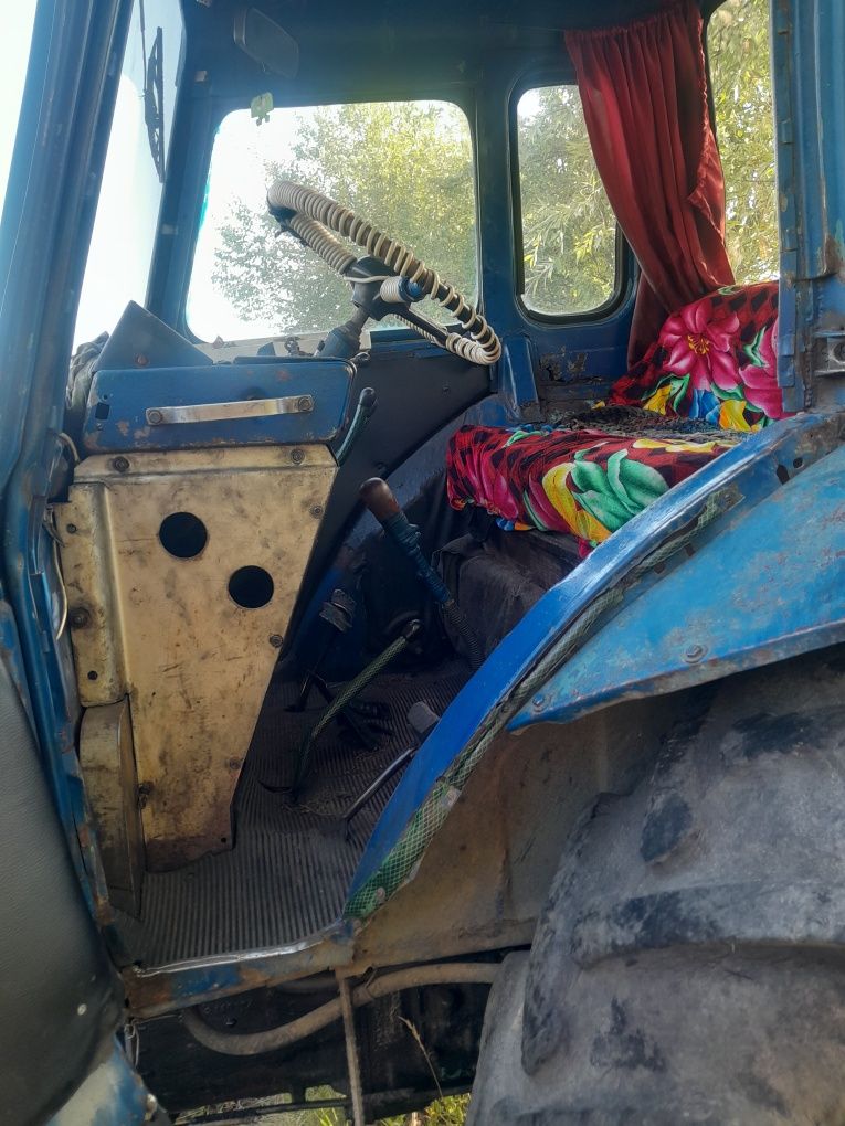 трактор мтз 80 з документами  можливий обмін на  менший