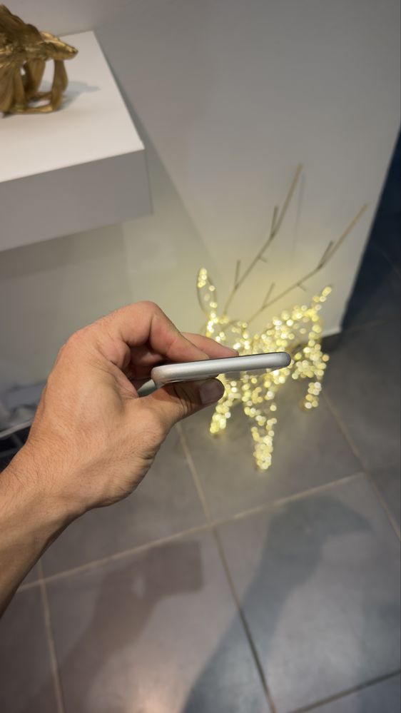 Vendo iPhone 11 256GB