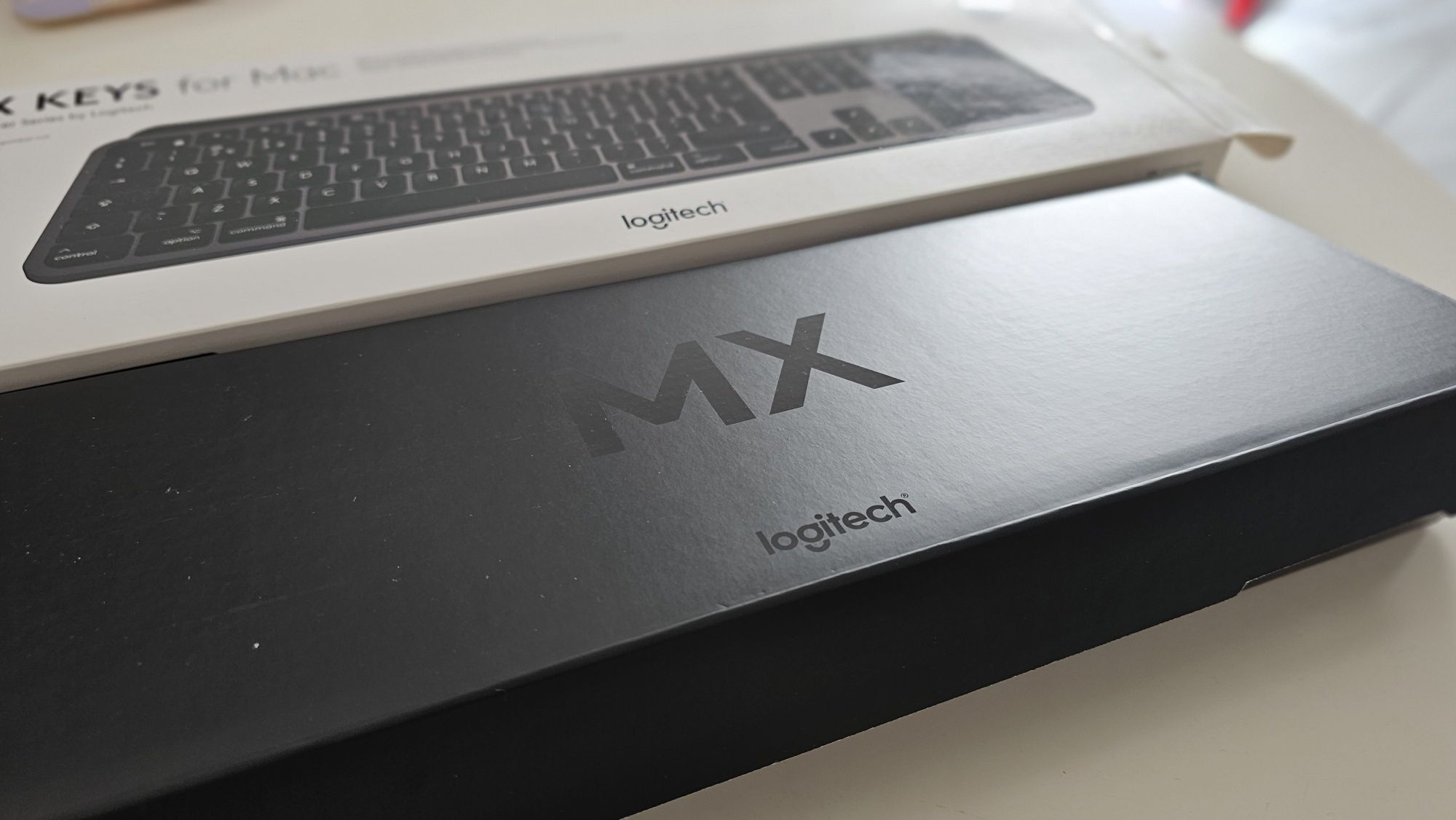 MX Keys Logitech (sem fios!)