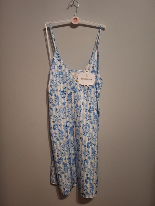 Stylowa koszula nocna / sukienka Bridgerton