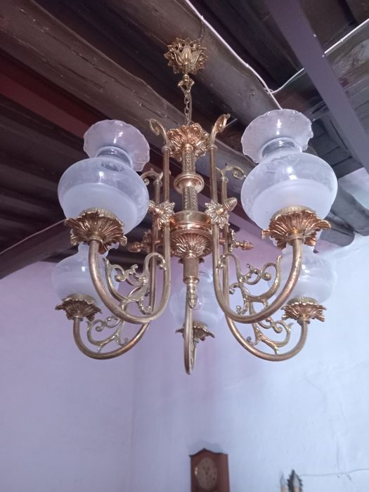 Vendo lustre 5 lampadas estado novo