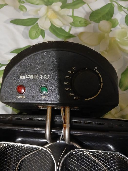 Фритюрниця CLATRONIC FR 3195